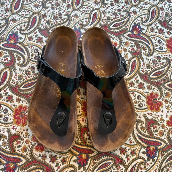 Birkenstock Gizeh Black Patent - Picture 1 of 6